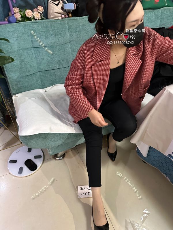 原味丝袜|袜类,臭短丝袜,职场魅力(此活动2双起订，免费拍图)服装店女老板，脚尖透明肉丝，脚味浓郁，大汗脚不是一般的臭，酸臭加恶臭的级别，重口味