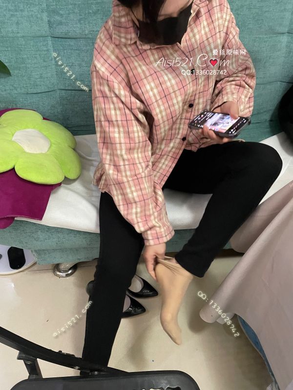 原味丝袜|袜类,臭短丝袜,职场魅力(此活动2双起订,免费拍图)——2025年01月份顾客预订服装店老板娘肉色天鹅绒短丝